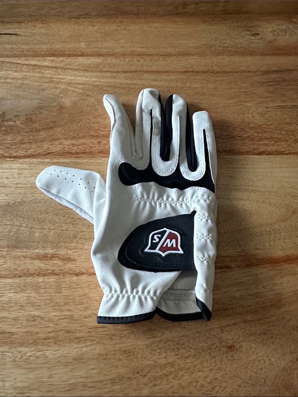 Wilson Staff Right Handed Golf Glove